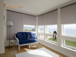 Rèm cuốn chống nắng