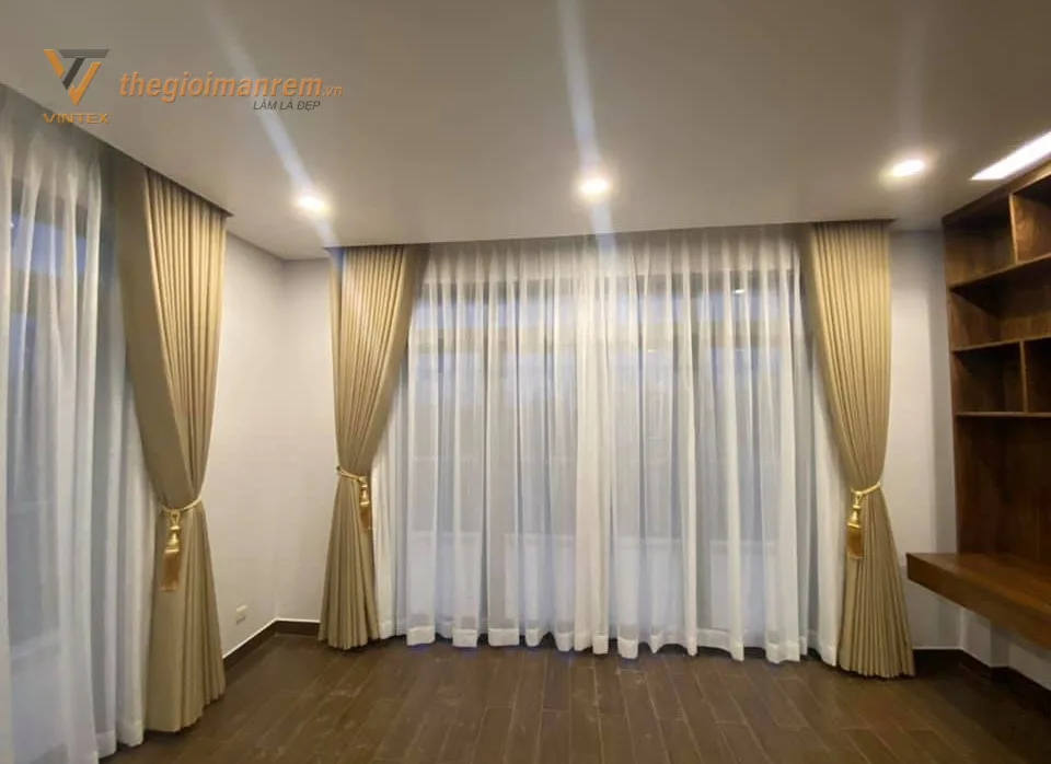 Rèm vải chống nắng