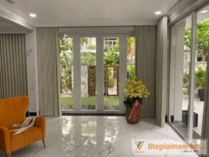 rèm vải chống nắng hiện đại