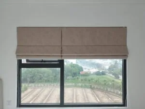 Lắp đặt rèm Roman tại nhà