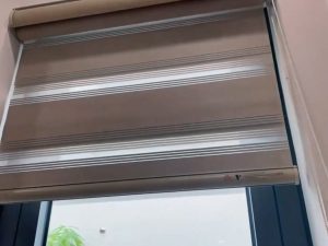 Giặt rèm cầu vồng