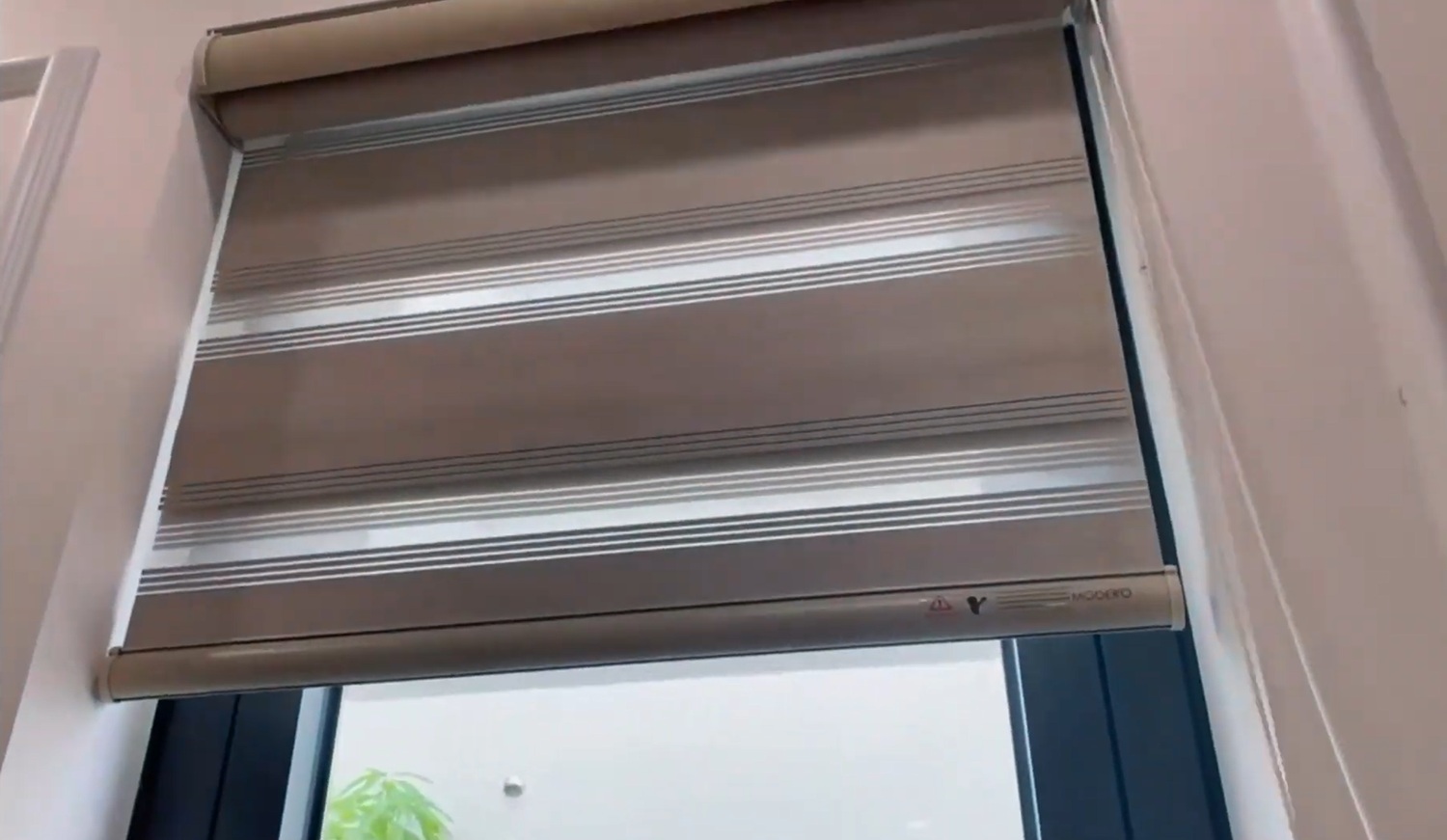 Giặt rèm cầu vồng